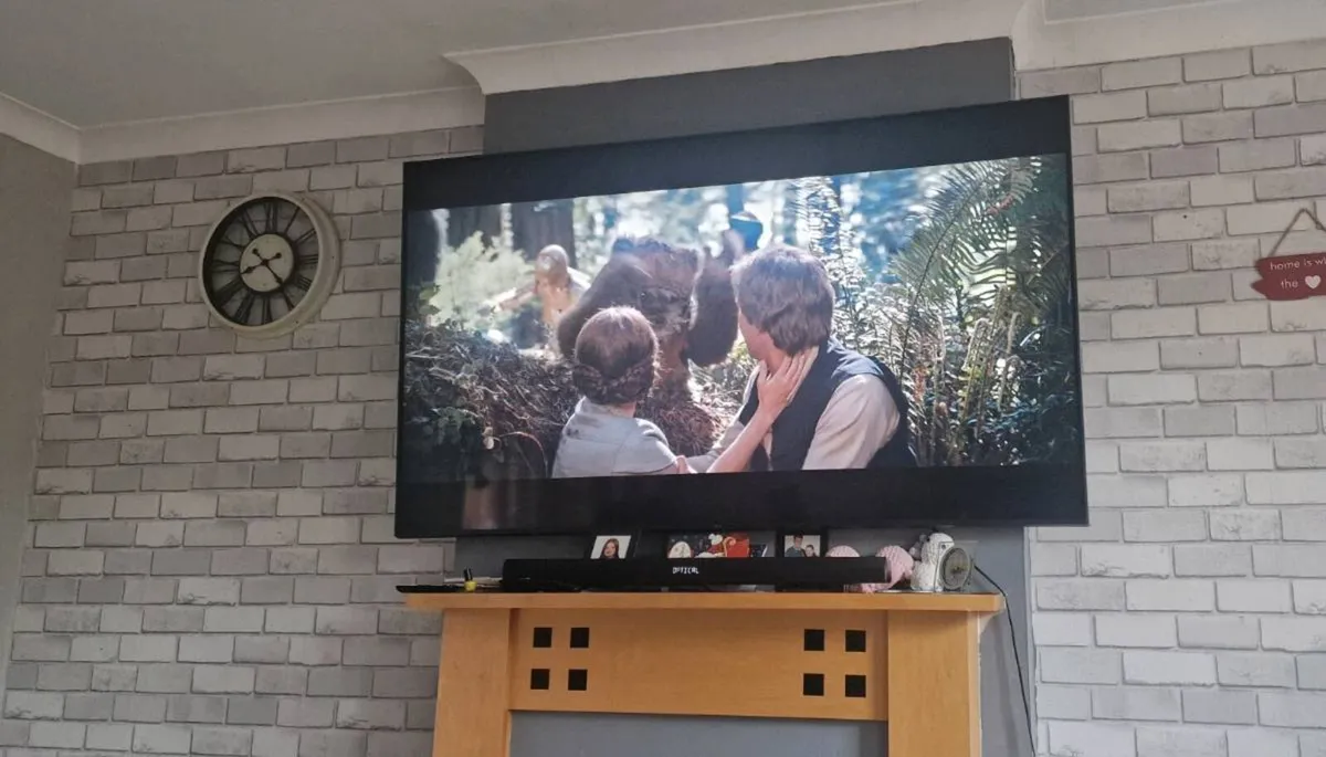 75 INCH LG TV 18-MONTHS OLD MINT CONDITION!!.. - Image 3