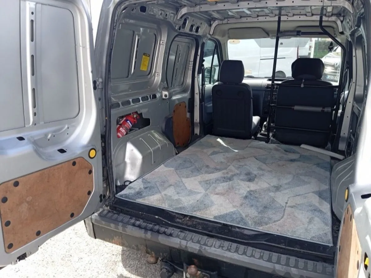 Ford Transit Connect 1.8D NT 200 (CHEAP SMALL VAN - Image 3