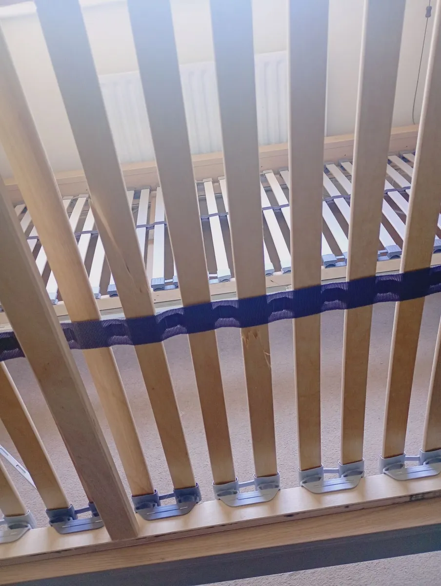 Standard king bedframe- Malm - Image 4