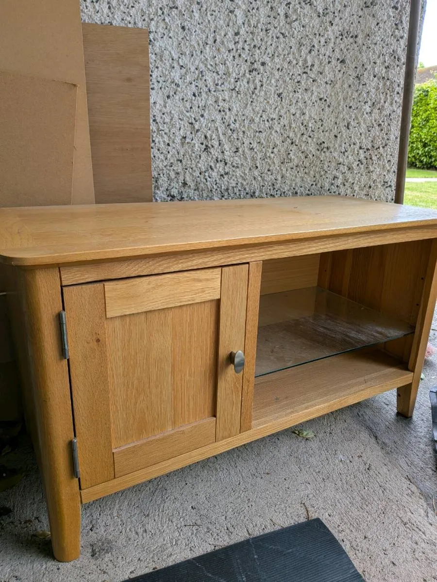 TV stand