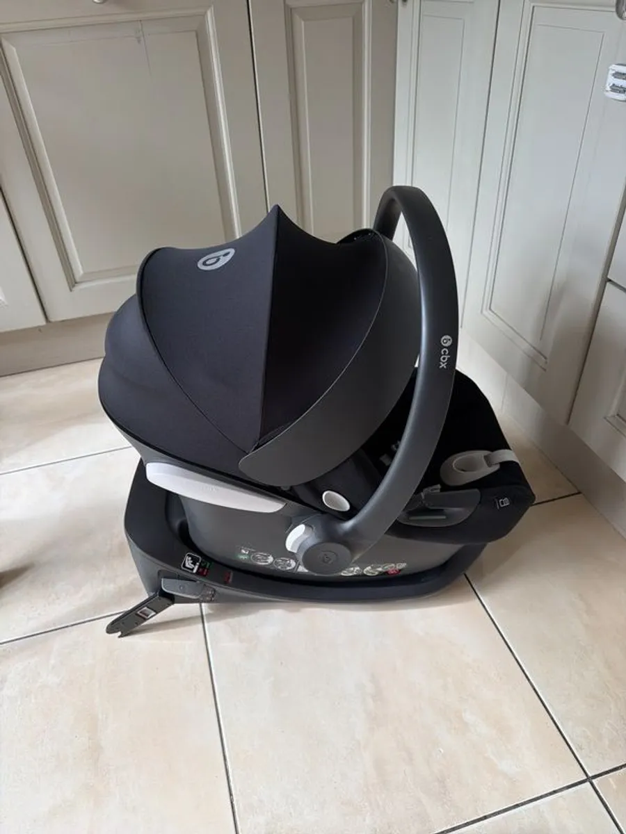 baby car seat - Image 3