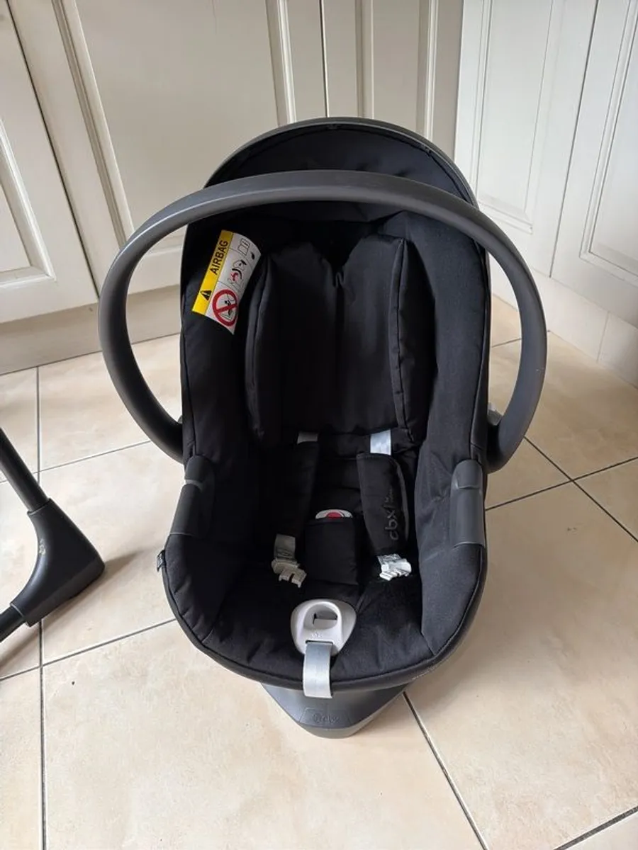 baby car seat - Image 4