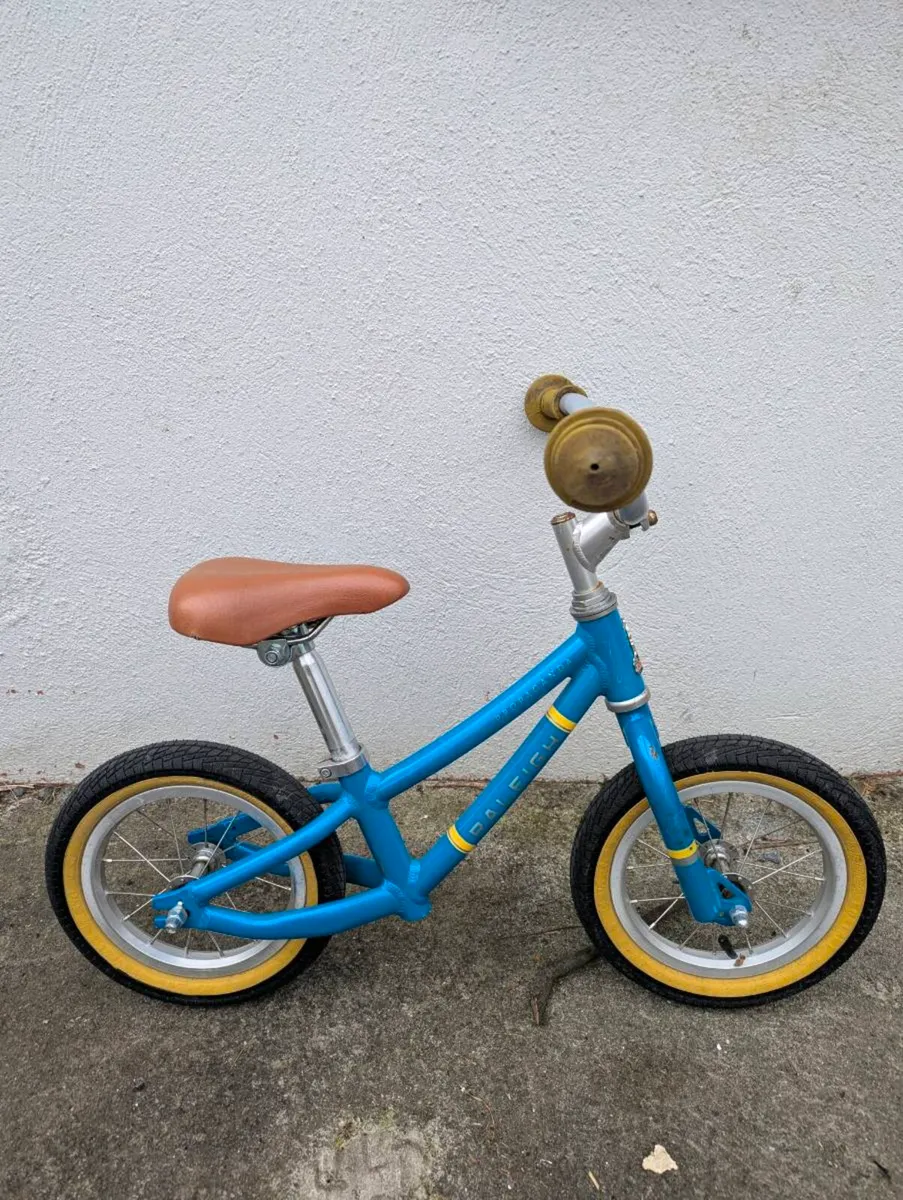 Kids balance bike