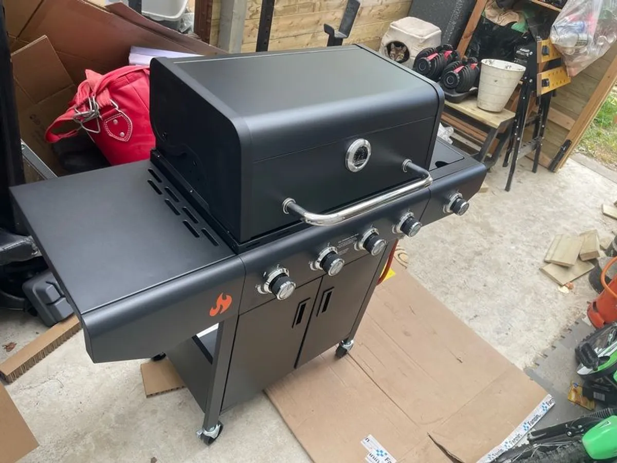 gas Bbq - Image 3