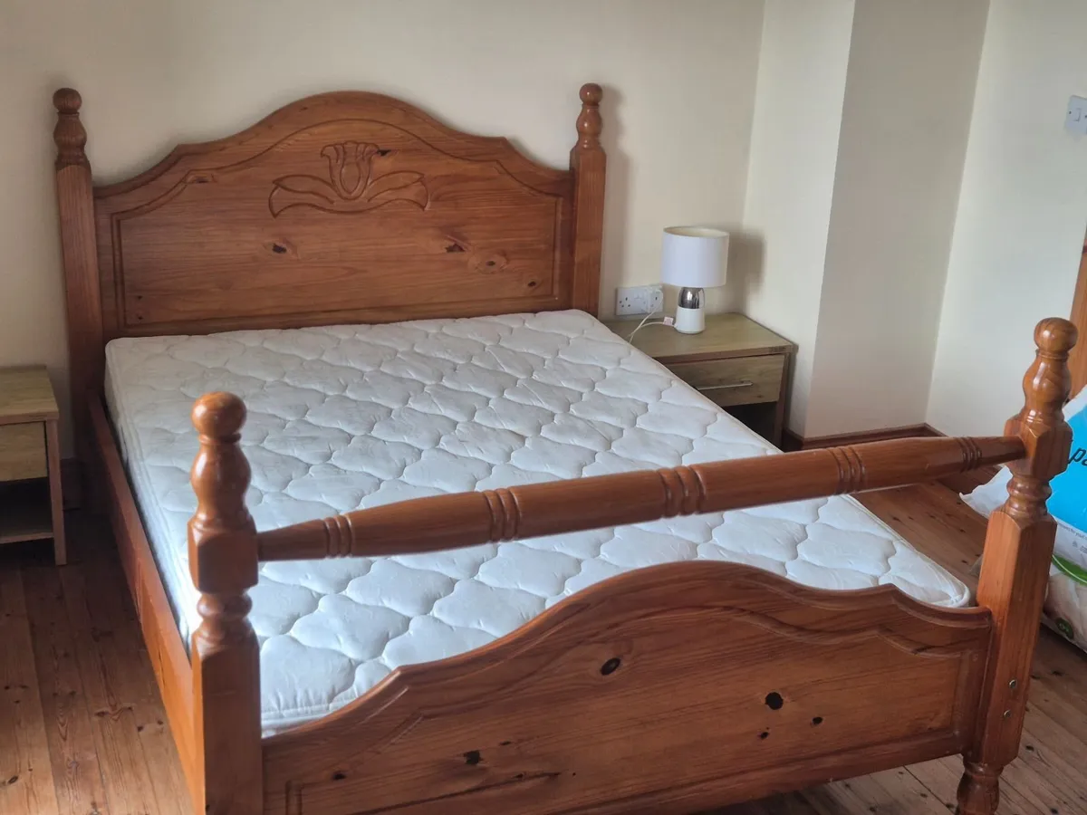 Solid Scandinavian Pine bed double - Image 4