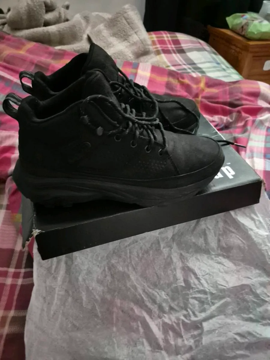 MENS FIRETRAP BOOTS - Image 1