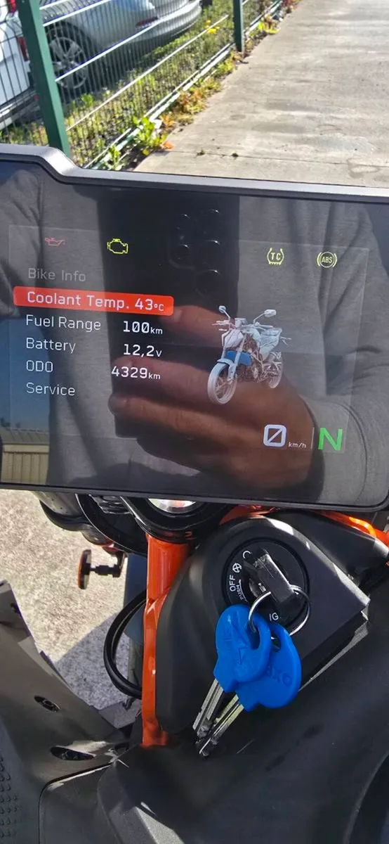 💥 KTM DUKE 390 2025 - LIKE NEW!
💯🏍️ - Image 3