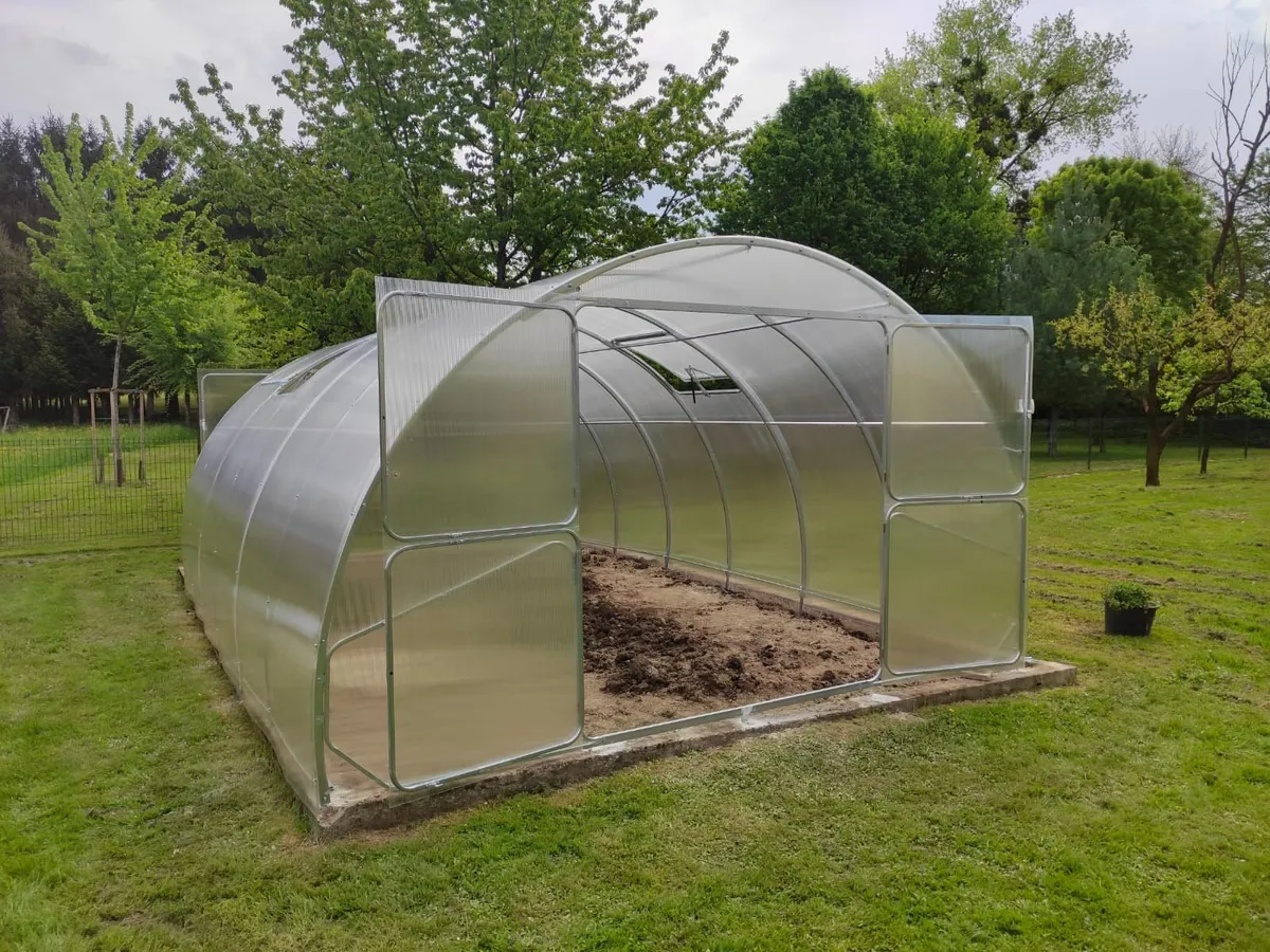 Green house - Image 2