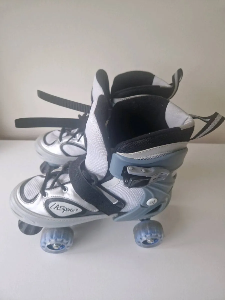 Roller Skates - Image 2