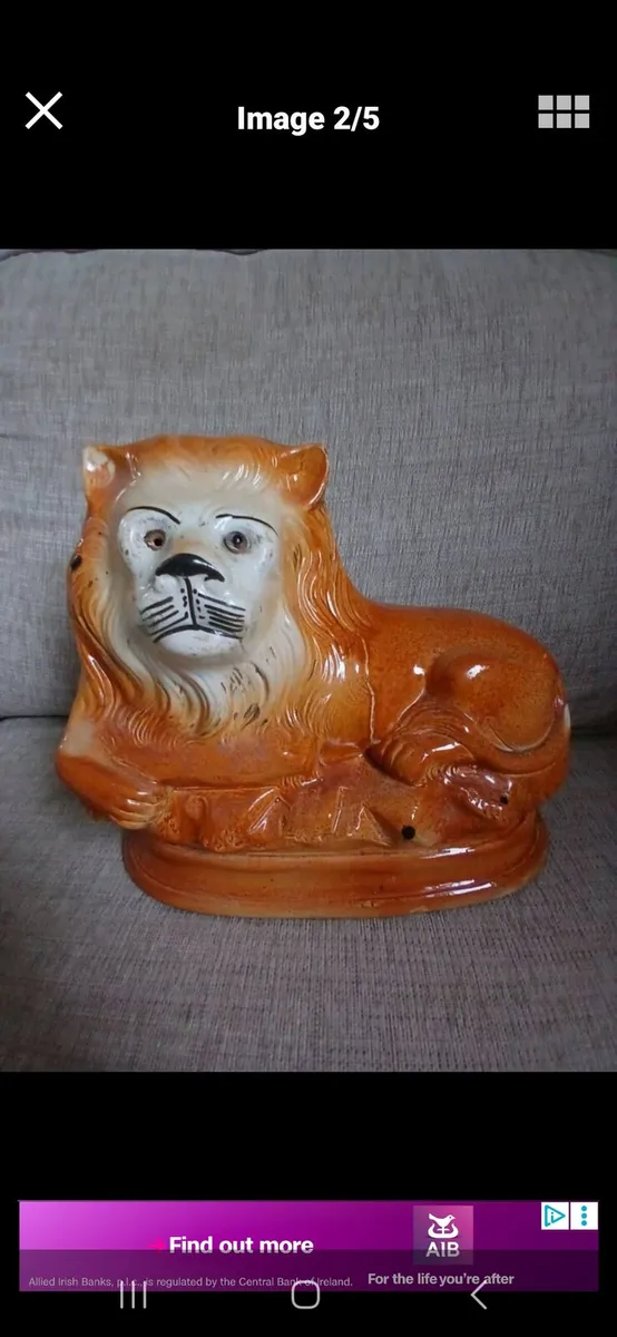 2 mantel lions - Image 2