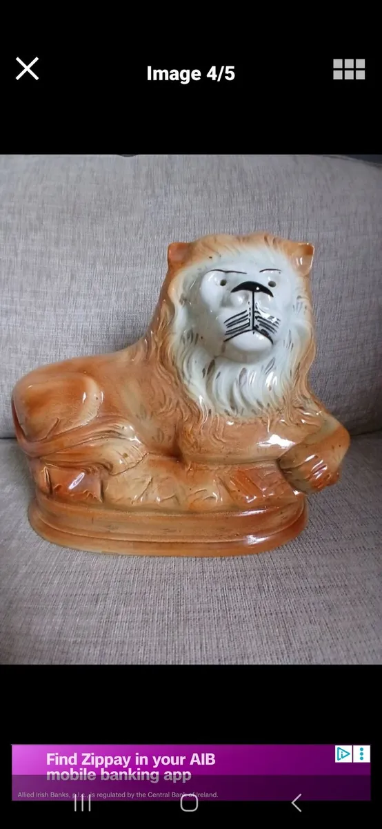 2 mantel lions - Image 4