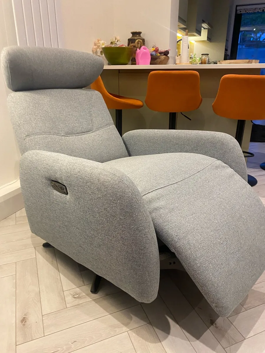 Electric Recliner armchair - Image 2