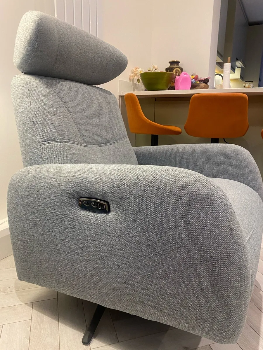 Electric Recliner armchair - Image 4