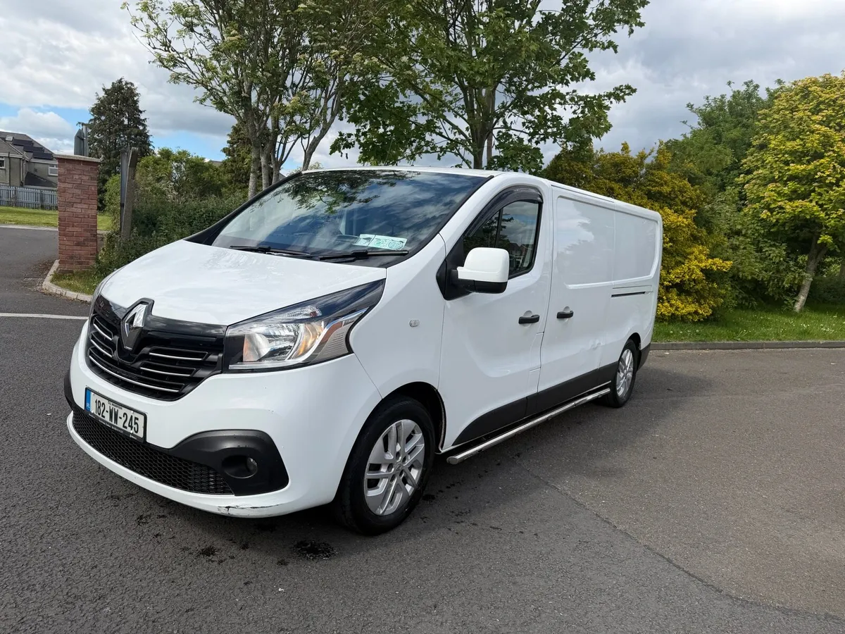 Renault Traffic 2018 Low KMs - Image 3