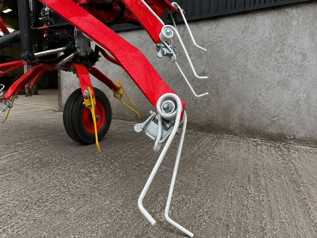 4 Rotor Tedder Rozmital OZ-454 - Image 2