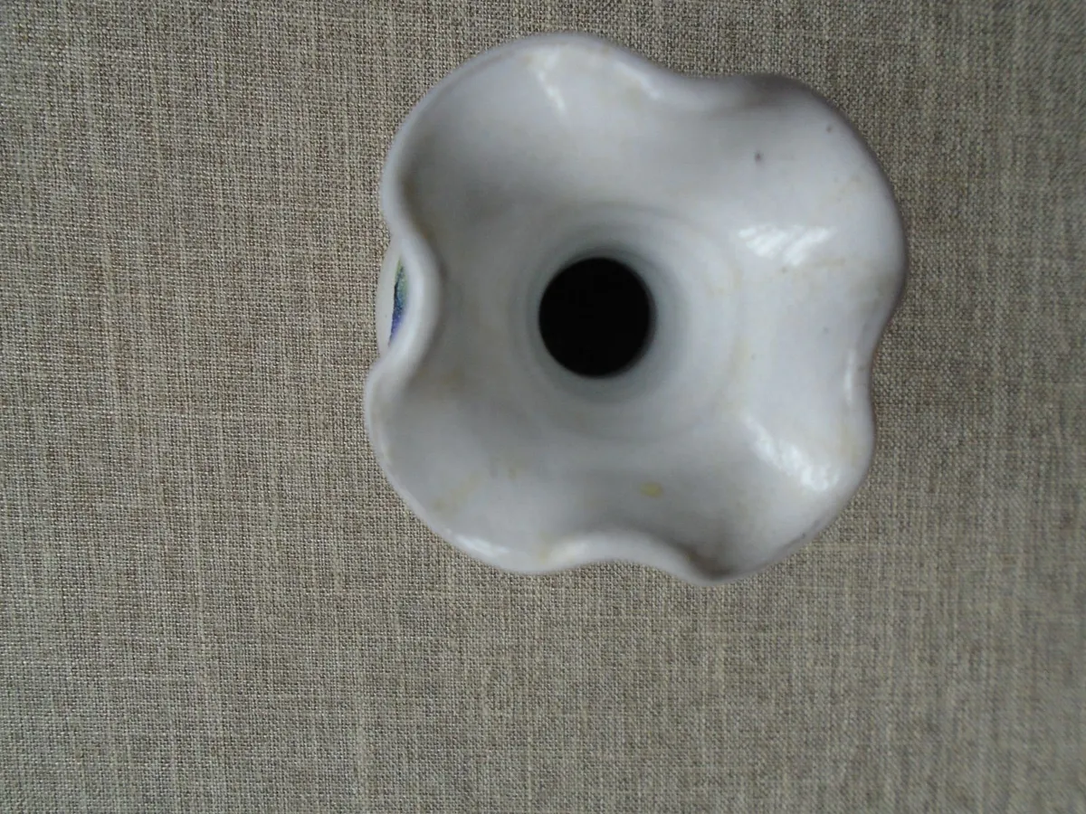 Judy Greene vase, Ceramics, Vase, Home decor - Image 4