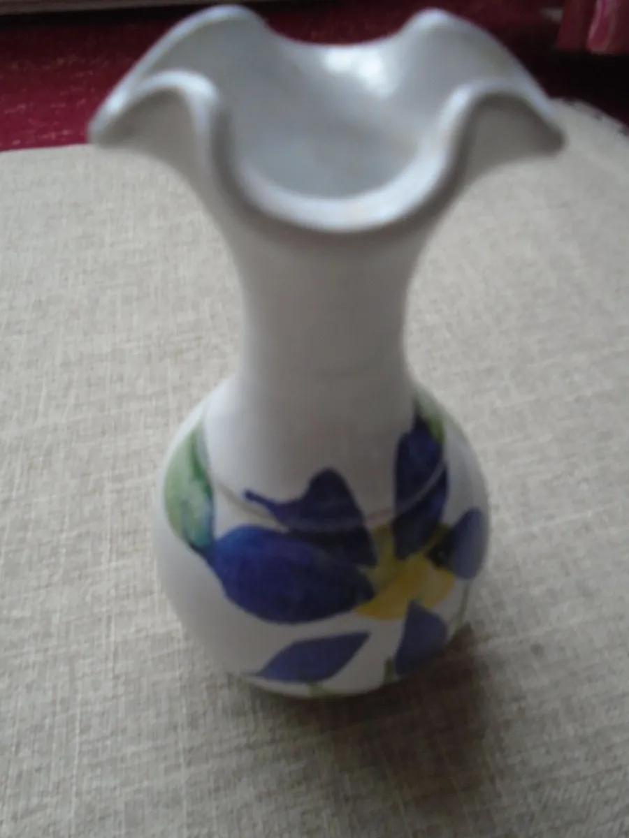Judy Greene vase, Ceramics, Vase, Home decor - Image 3