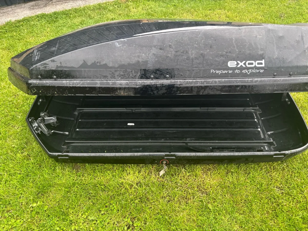 Roof box - Image 3