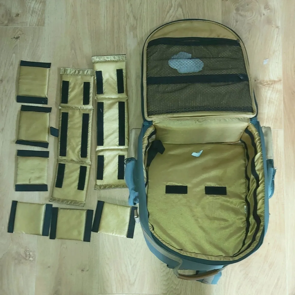 Camera bag - Image 2