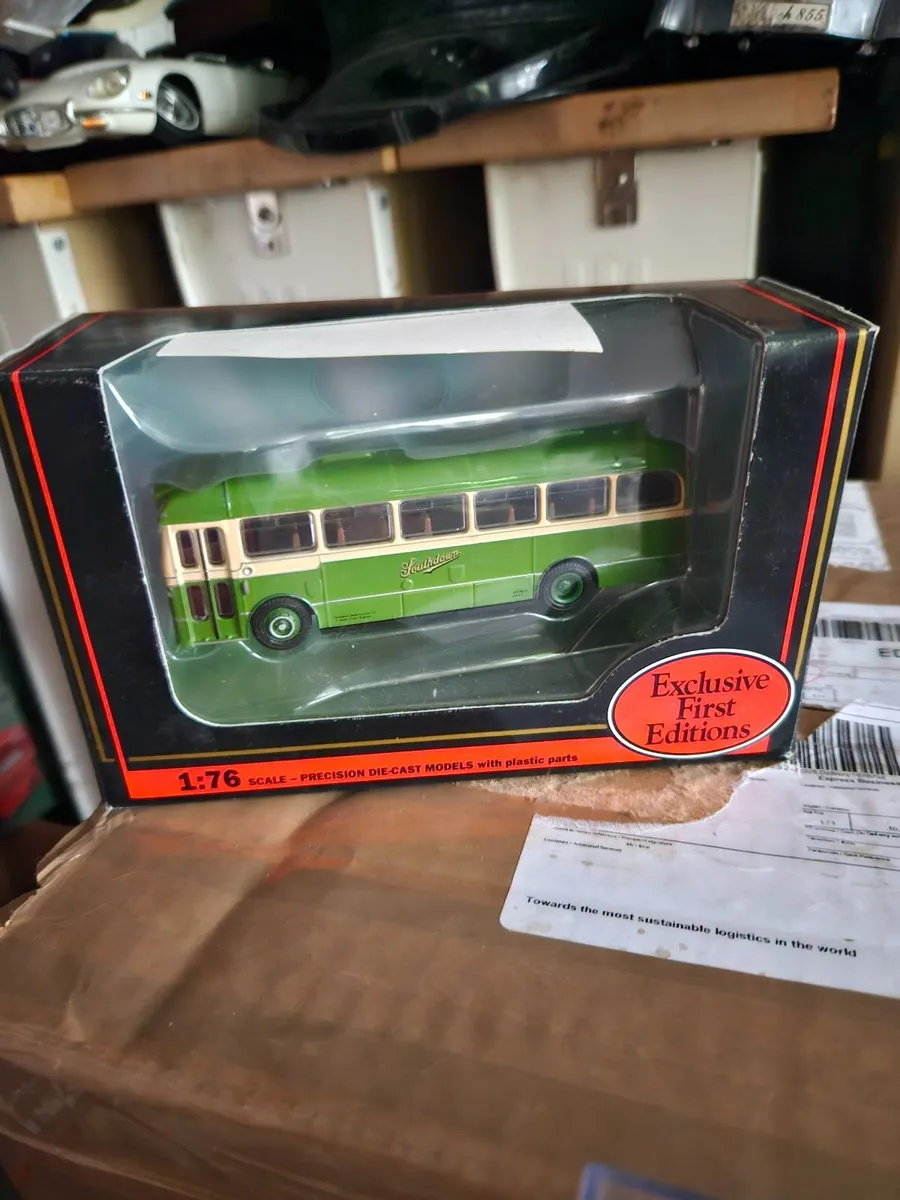 Corgi Bus - Image 1