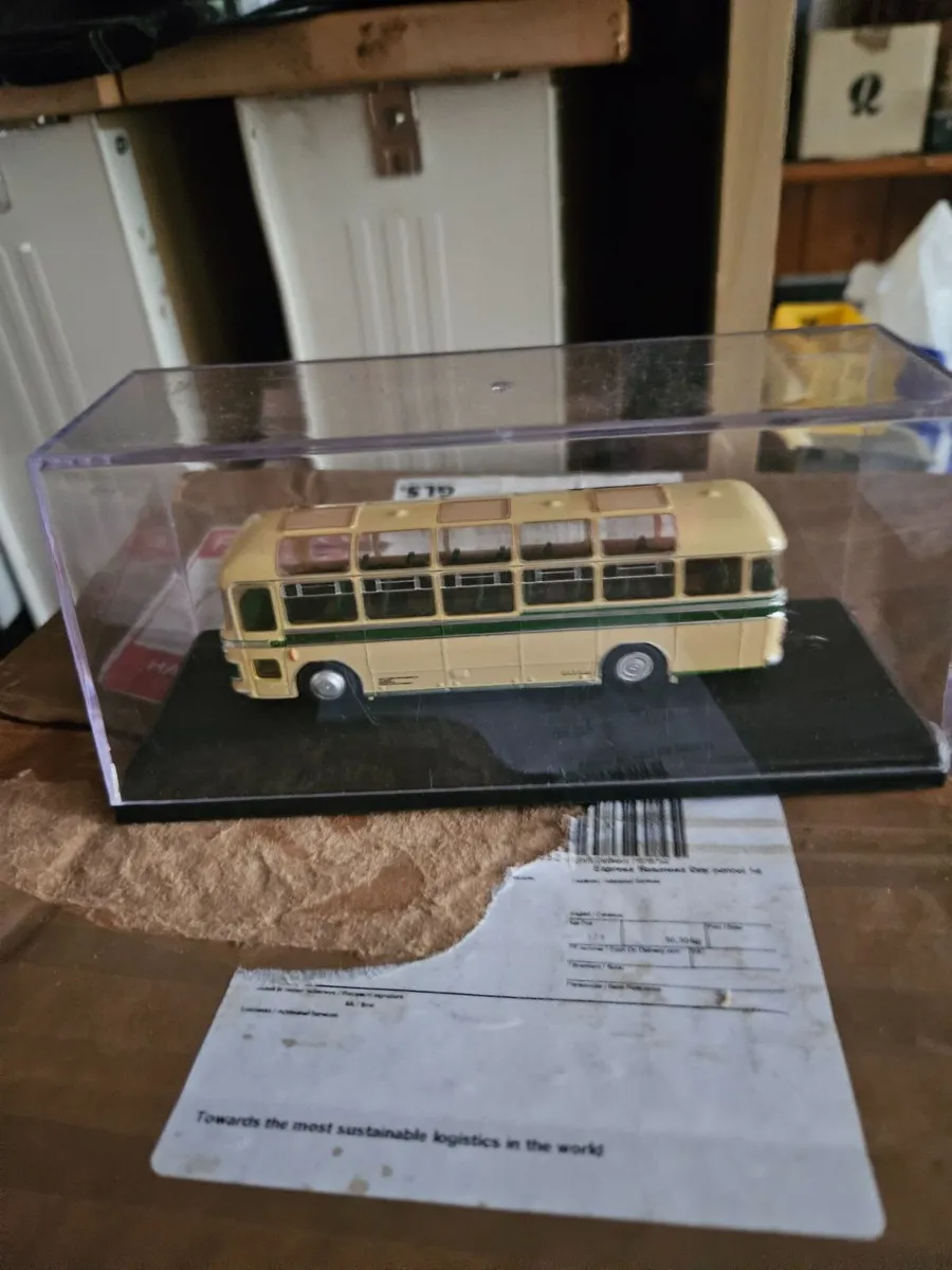 Corgi Bus - Image 2