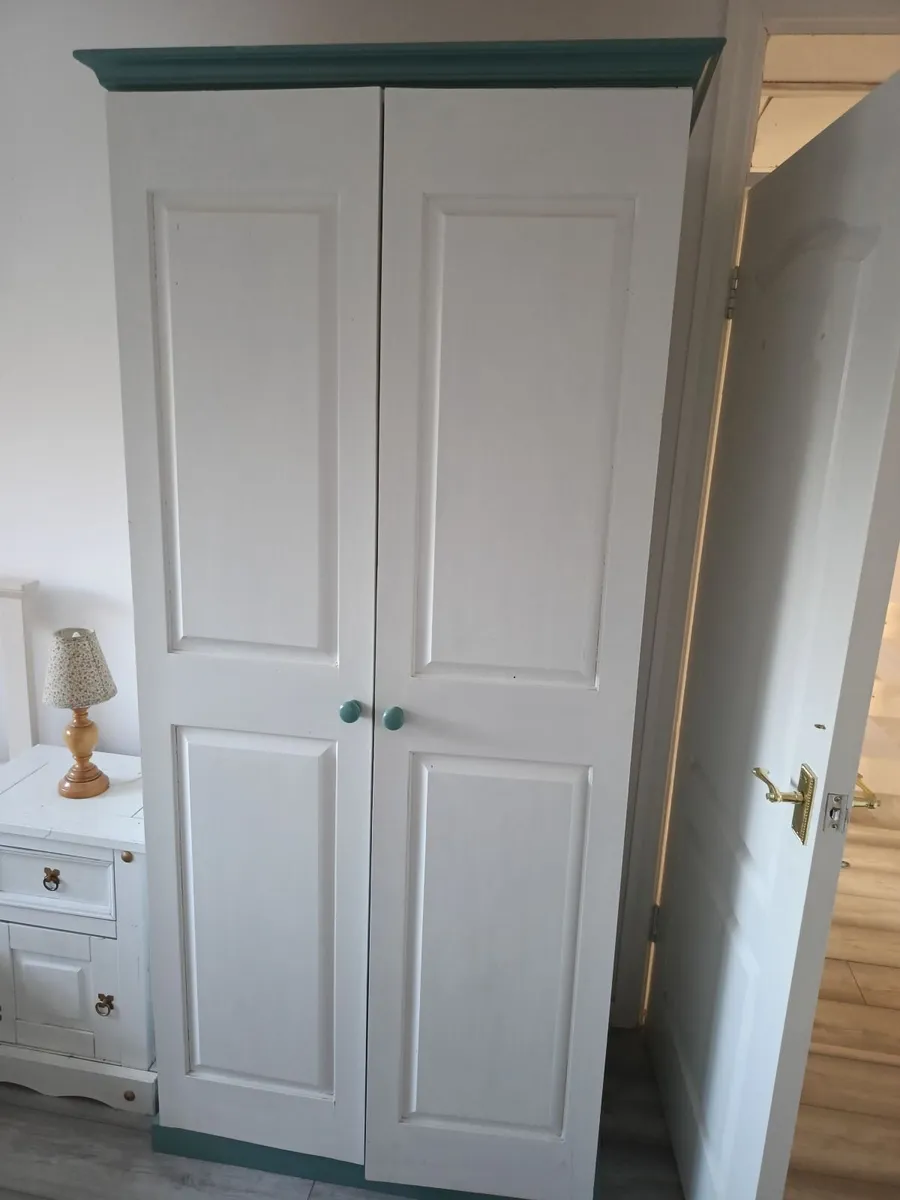 Wardrobes - Image 2