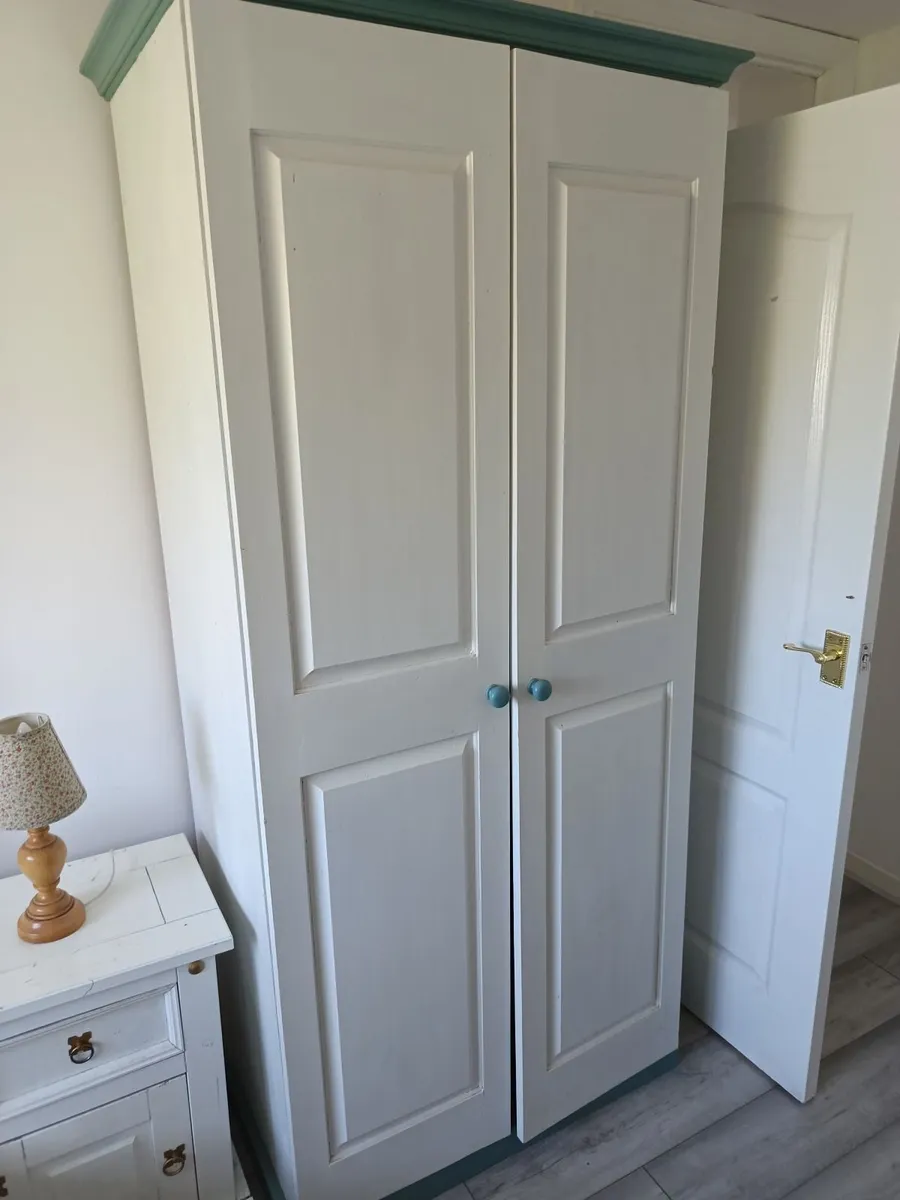 Wardrobes - Image 4