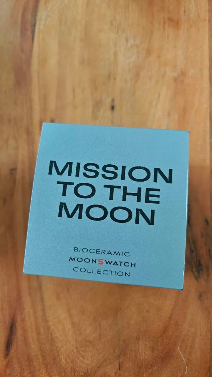 Swatch MoonSwatch Mission to the Moon - Image 1