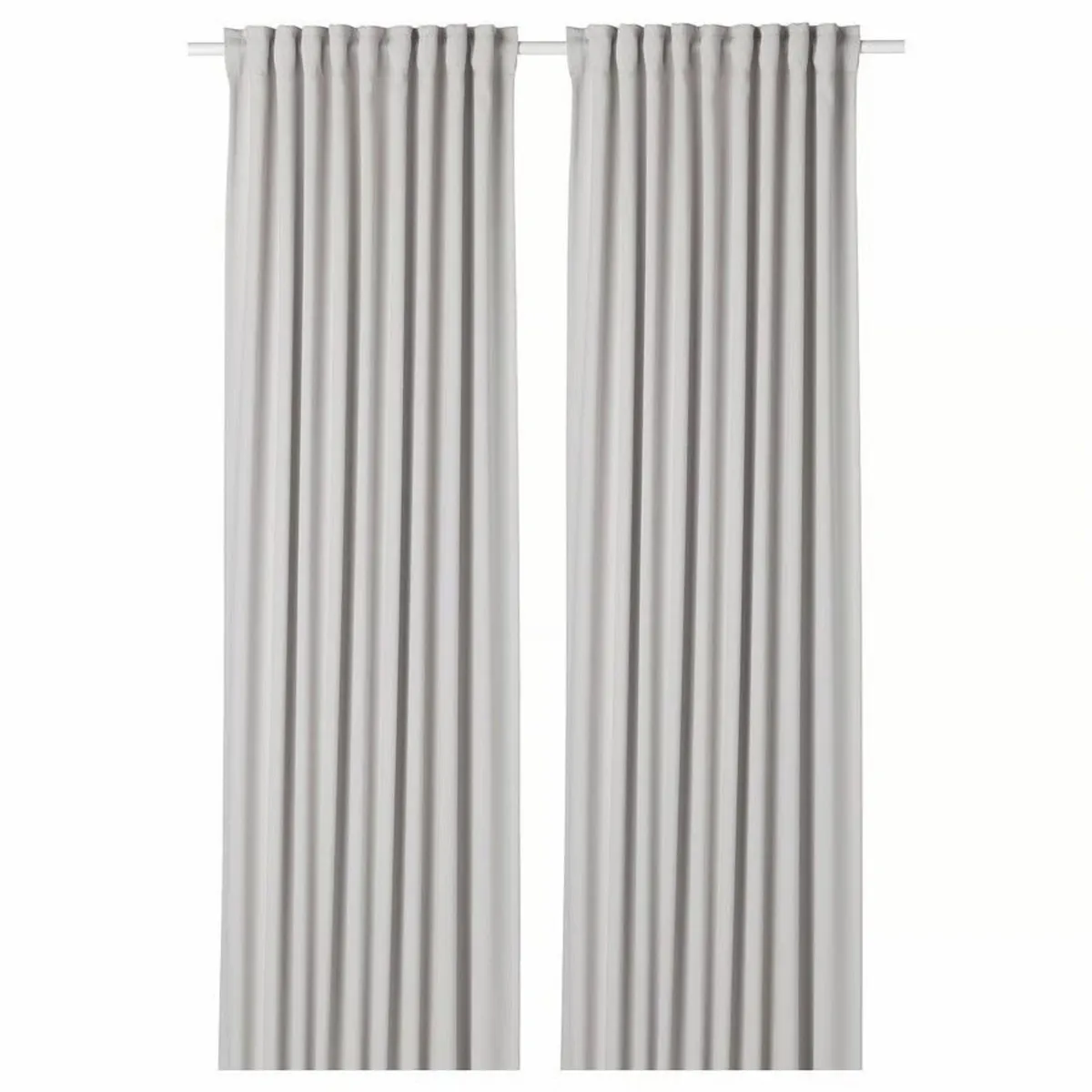 curtains (black-out, light grey, "majgull"-style)