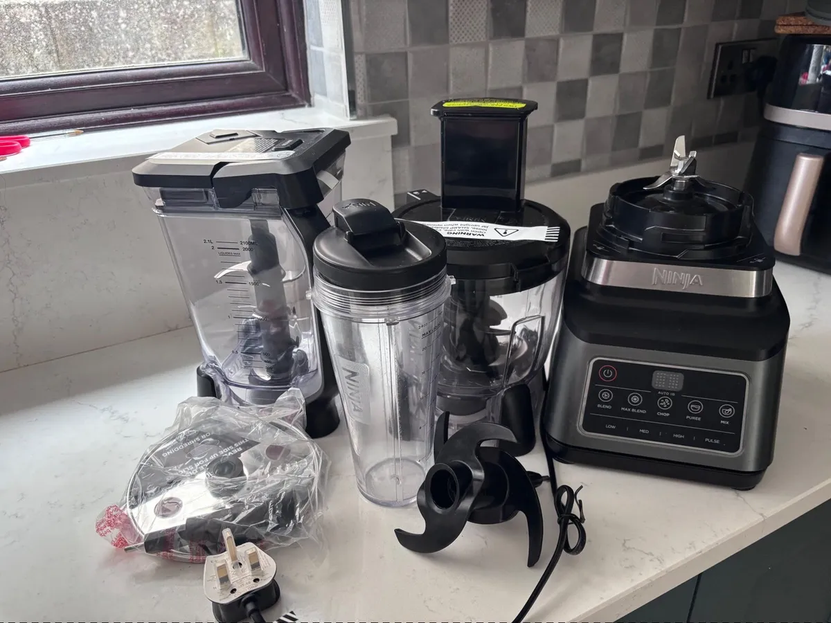 Brand new Ninja 3-in-1 Food Processor - Image 4