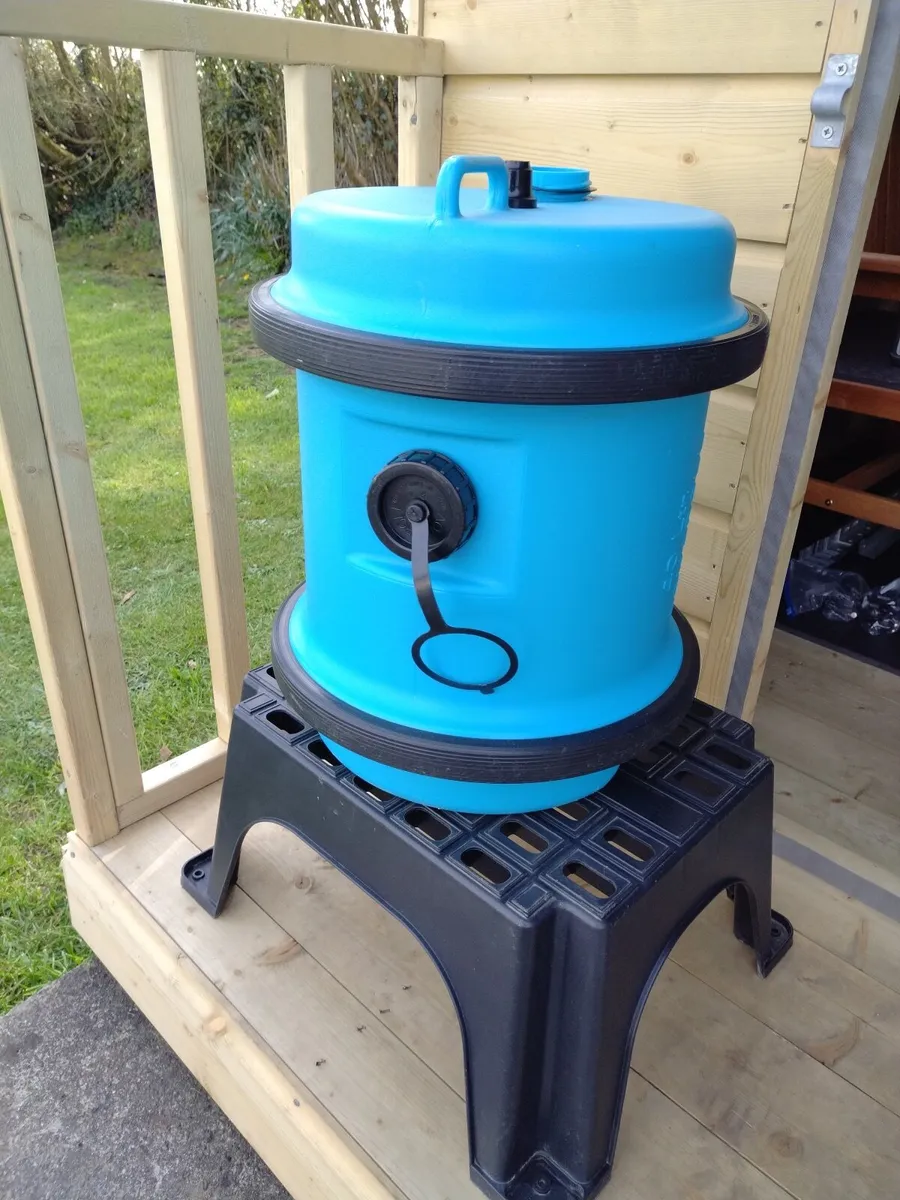 40 Litre Caravan Aqua Roll €40 - Image 1