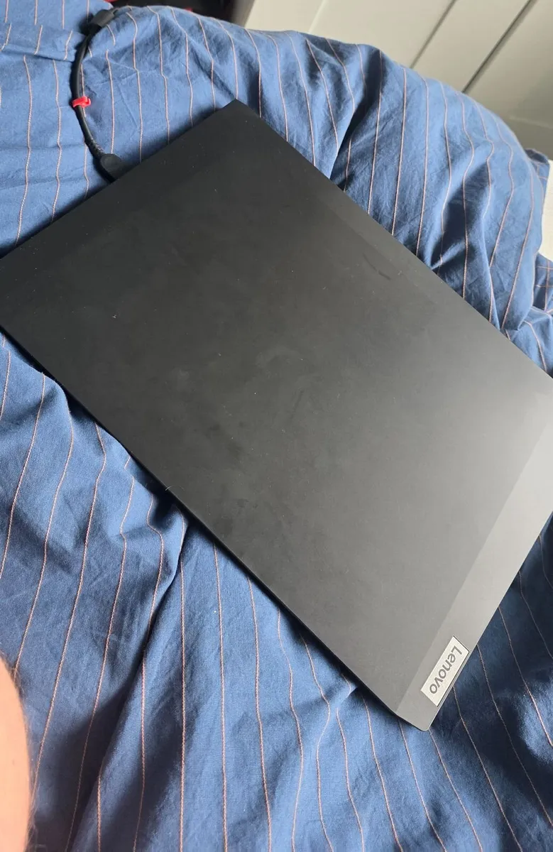 Lenovo IdeaPad Gaming 3 - Image 1