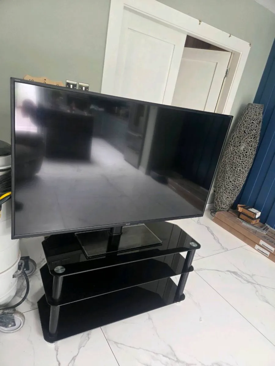 Tv and stand - Image 2