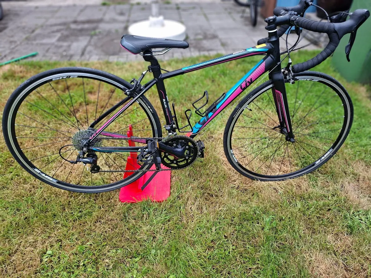 Ladies Giant Liv Avail 3xs Road Bike - Image 1