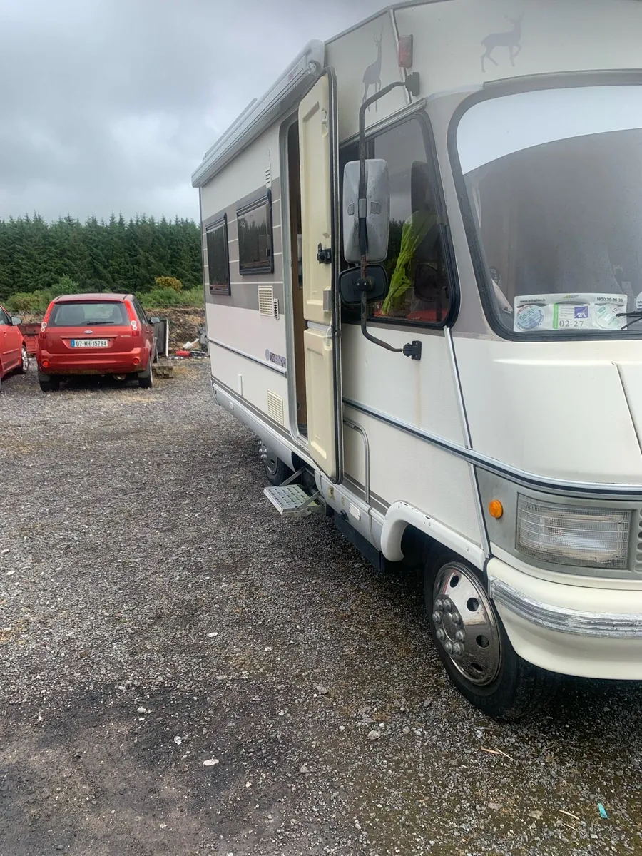 Camper van - Image 3