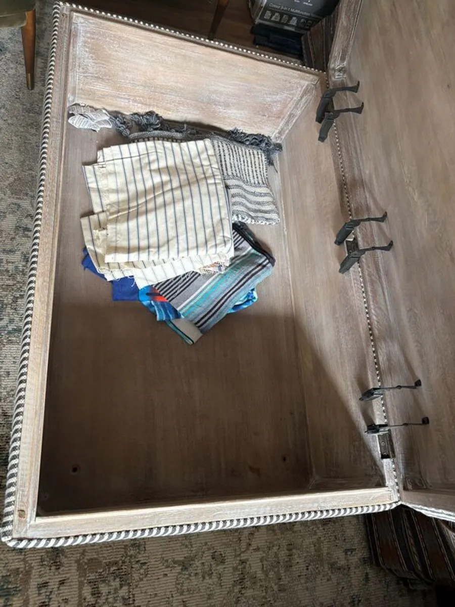 Large blanket box - Image 3