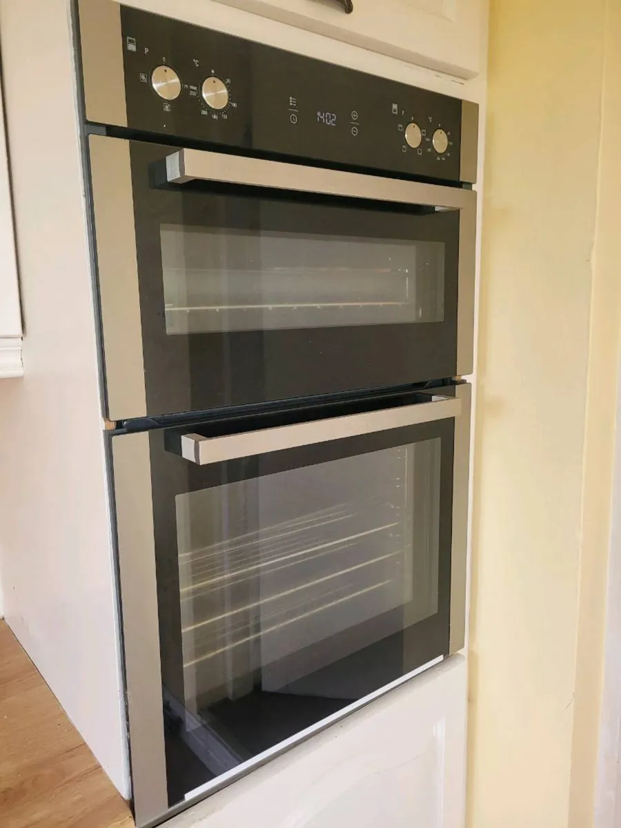 Bloomberg double oven
