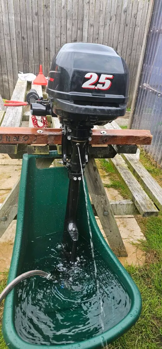 Suzuki DF2.5 LONG SHAFT OUTBOARD - Image 4