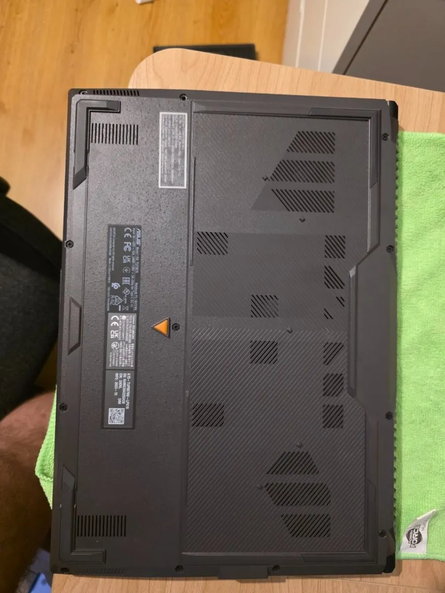 ASUS TUF A15 RTX 4060 140W Ryzen 7 7735HS 16GB - Image 4