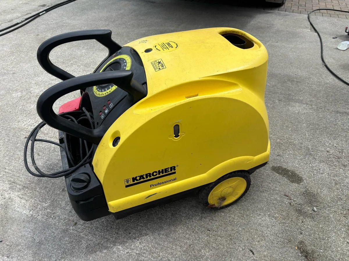 Karcher hot and cold Powerwasher - Image 1