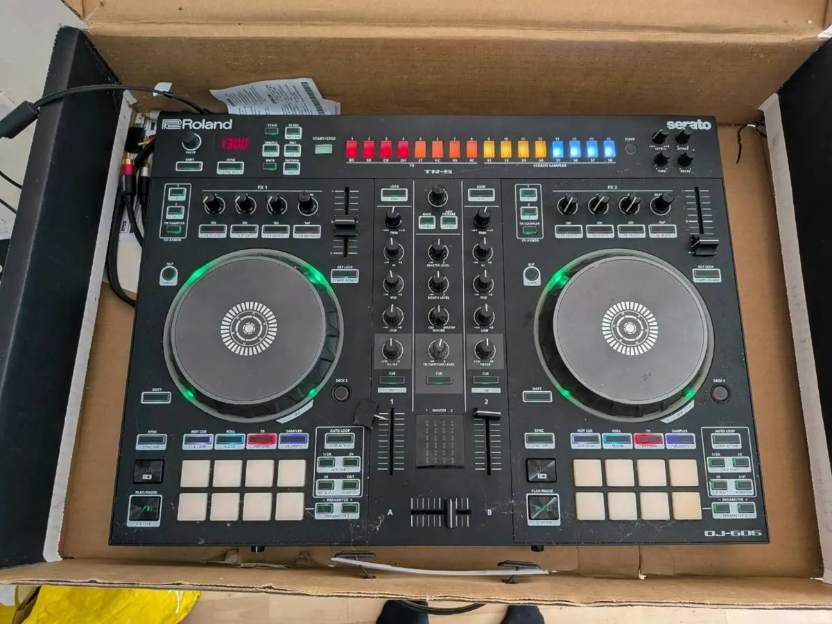 Roland DJ-505 Decks - Image 3