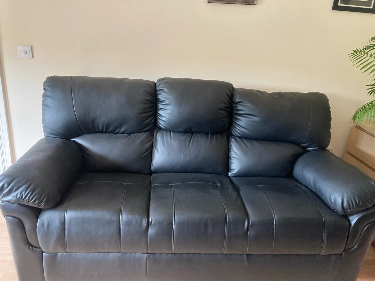 Sofa/Recliner chairs - Image 3