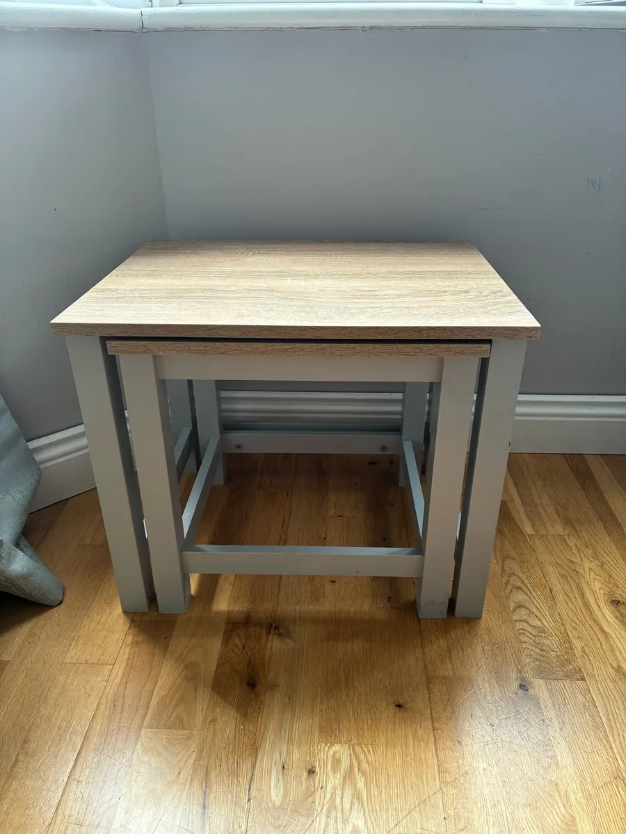 Nest of tables - Image 1
