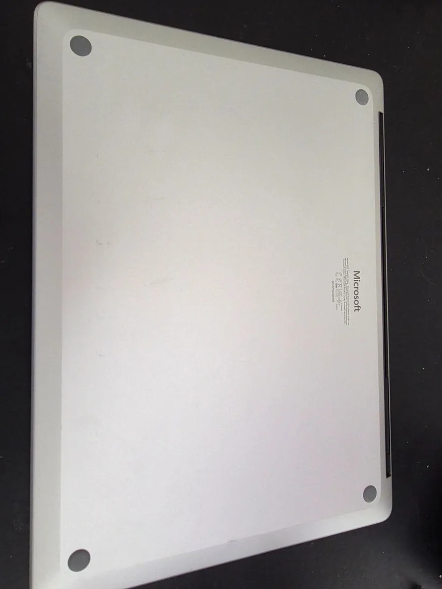 Laptop - Image 2