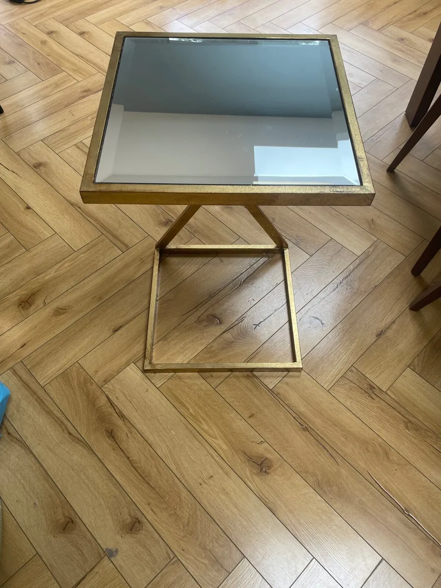 Table stand - Image 2