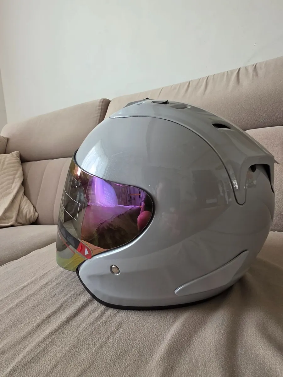Helmet Arai new size M motorbike - Image 1