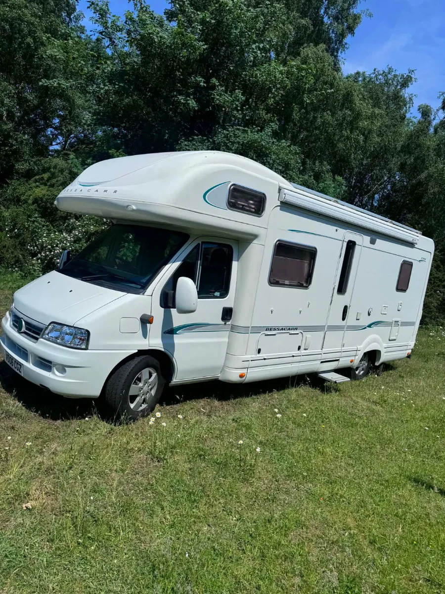 Camper - Image 2