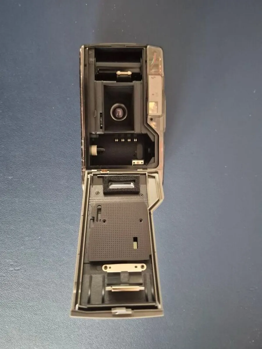 Ricoh FF-9sd 35mm film Camera - Image 4
