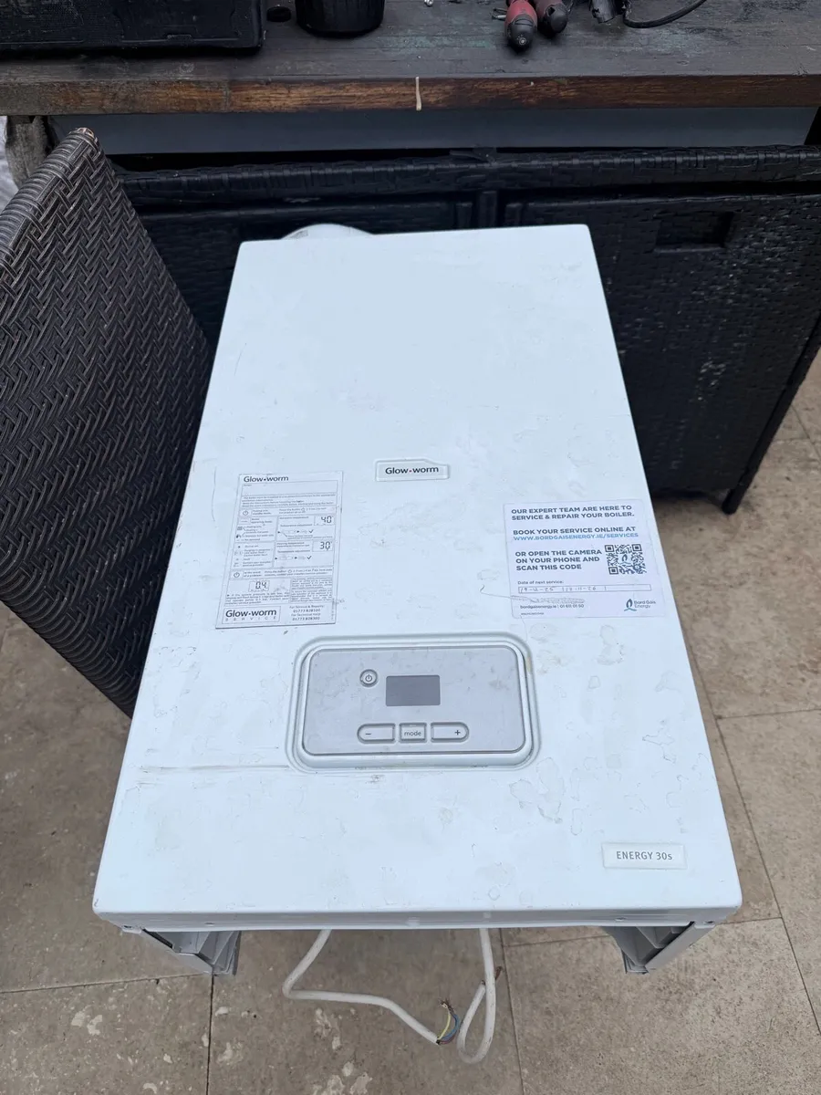 Glow worm gas boiler. - Image 1