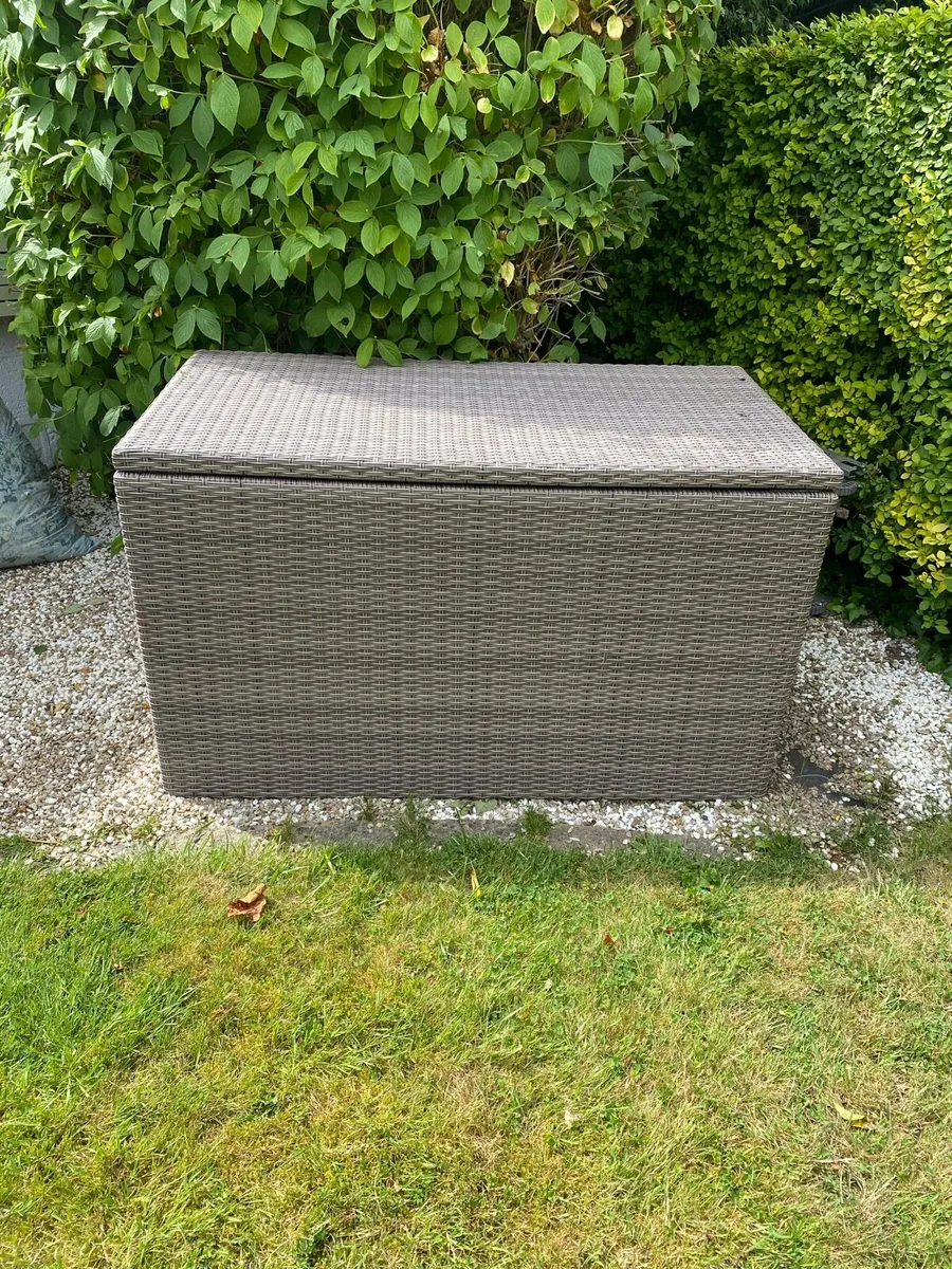 Garden cushion storage - Image 1